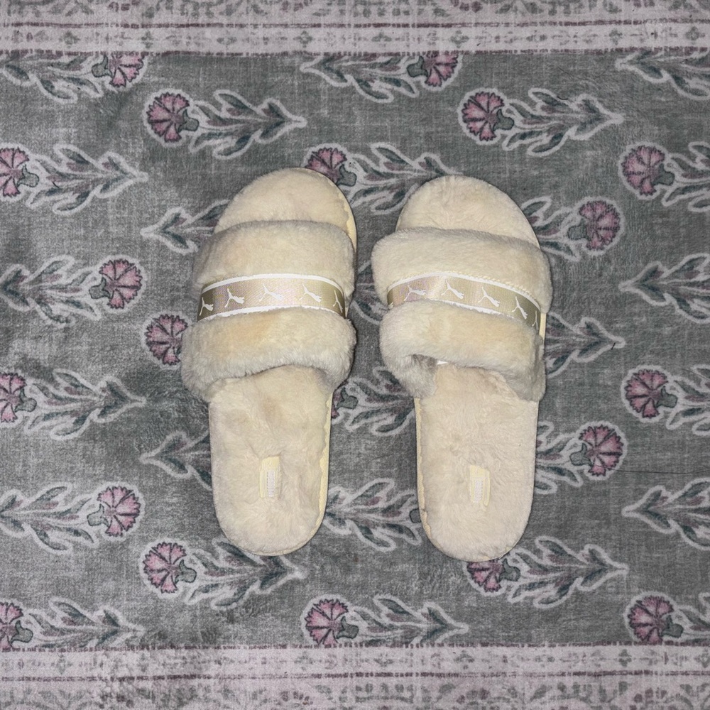 Puma Fur Slippers - Lightly Used